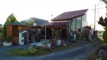 「いなば生花店」　（茨城県筑西市）の花屋店舗写真2